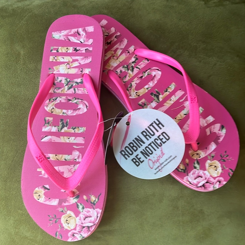 NWT - Robin Ruth FlipFlops - Picture 1 of 2